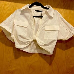 NEW - Zara white cropped pocket shirt